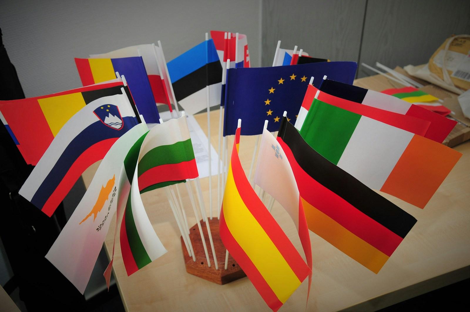 Gäichel XIII: Frieden and De Wever Co-Chair the 13th Joint Luxembourg-Belgium Cabinet